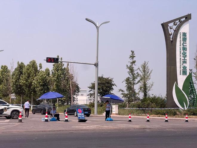 ：高密友道工厂爆炸后的“多维冲击”不朽情缘电子游戏网址与化工厂为邻(图2)