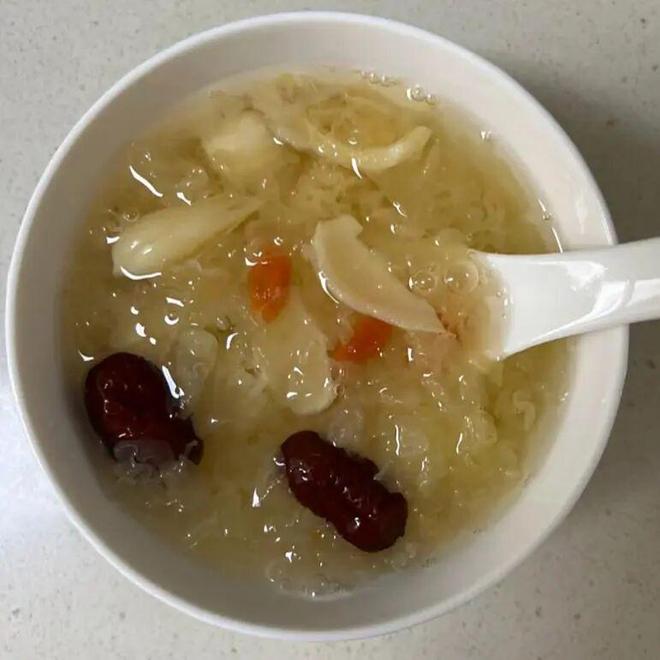 这3碗汤滋阴润燥连喝3天浑身都滋润！不朽情缘平台登录网页昨日已出伏多喝(图4)